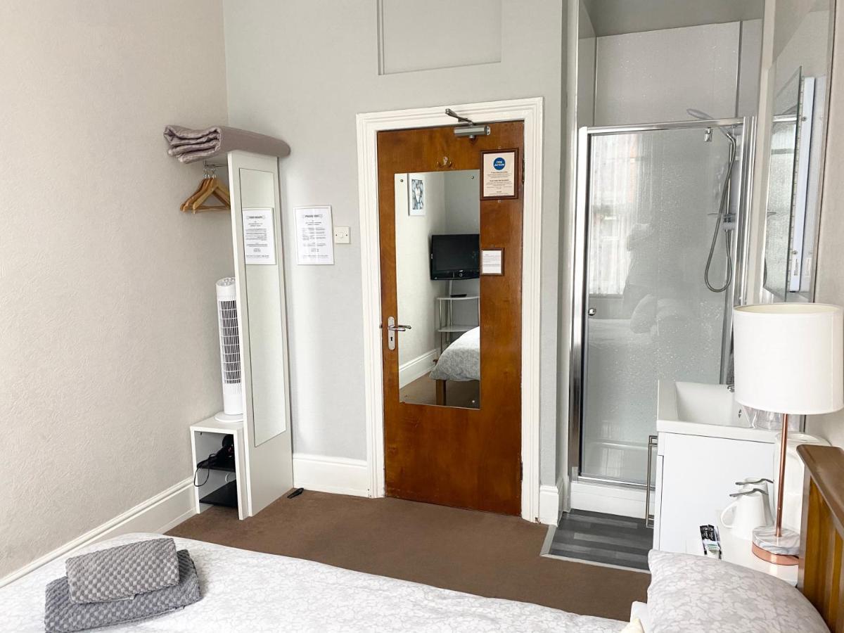 Guest house Friars Rest York